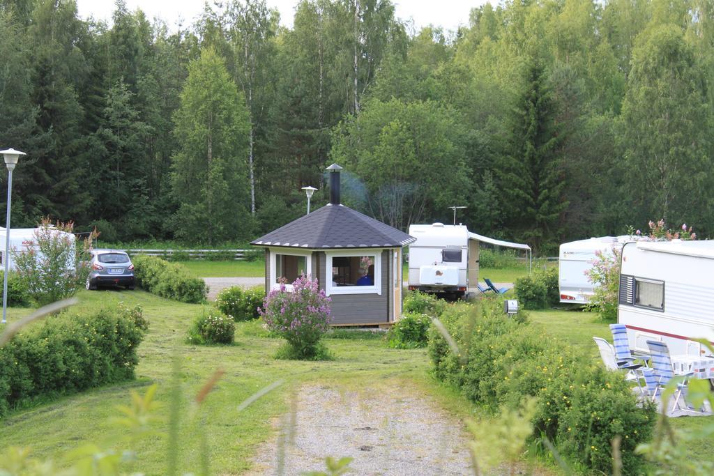 Hotel Haennilaensalmi Camping à Viitasaari Extérieur photo