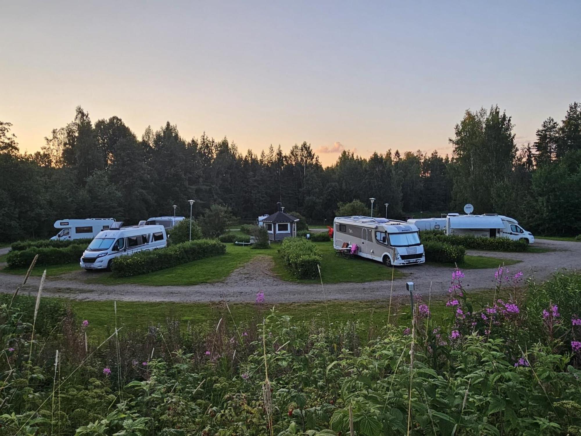 Haennilaensalmi Camping Viitasaari Extérieur photo